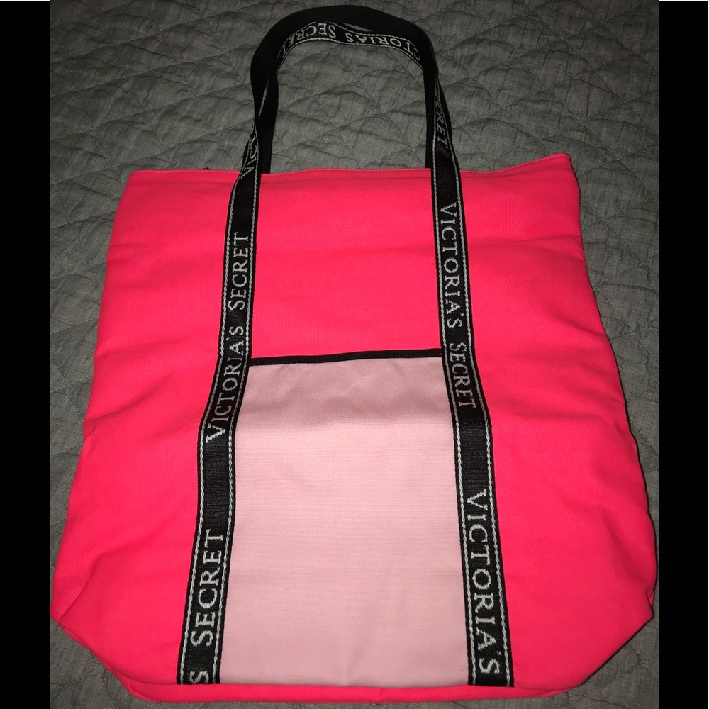 💖NWOT PINK Victoria’s Secret insulated bag💖 - Picture 3 of 5